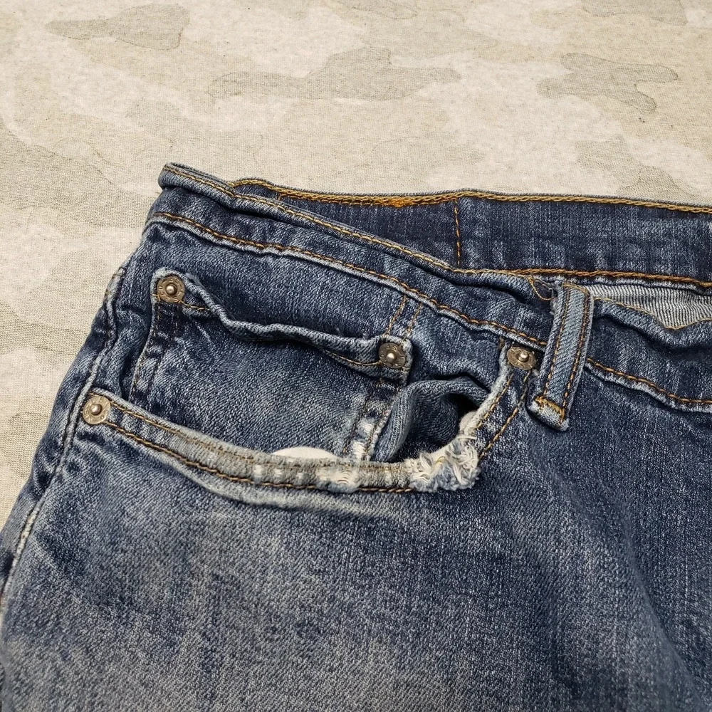 Levi's 514 Jeans Mens 34x30 Blue Straight Leg Denim Medium Wash Workwear Outdoor